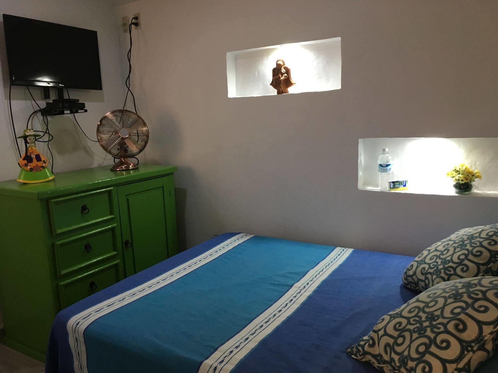Hostal De Maria Гвадалахара Экстерьер фото