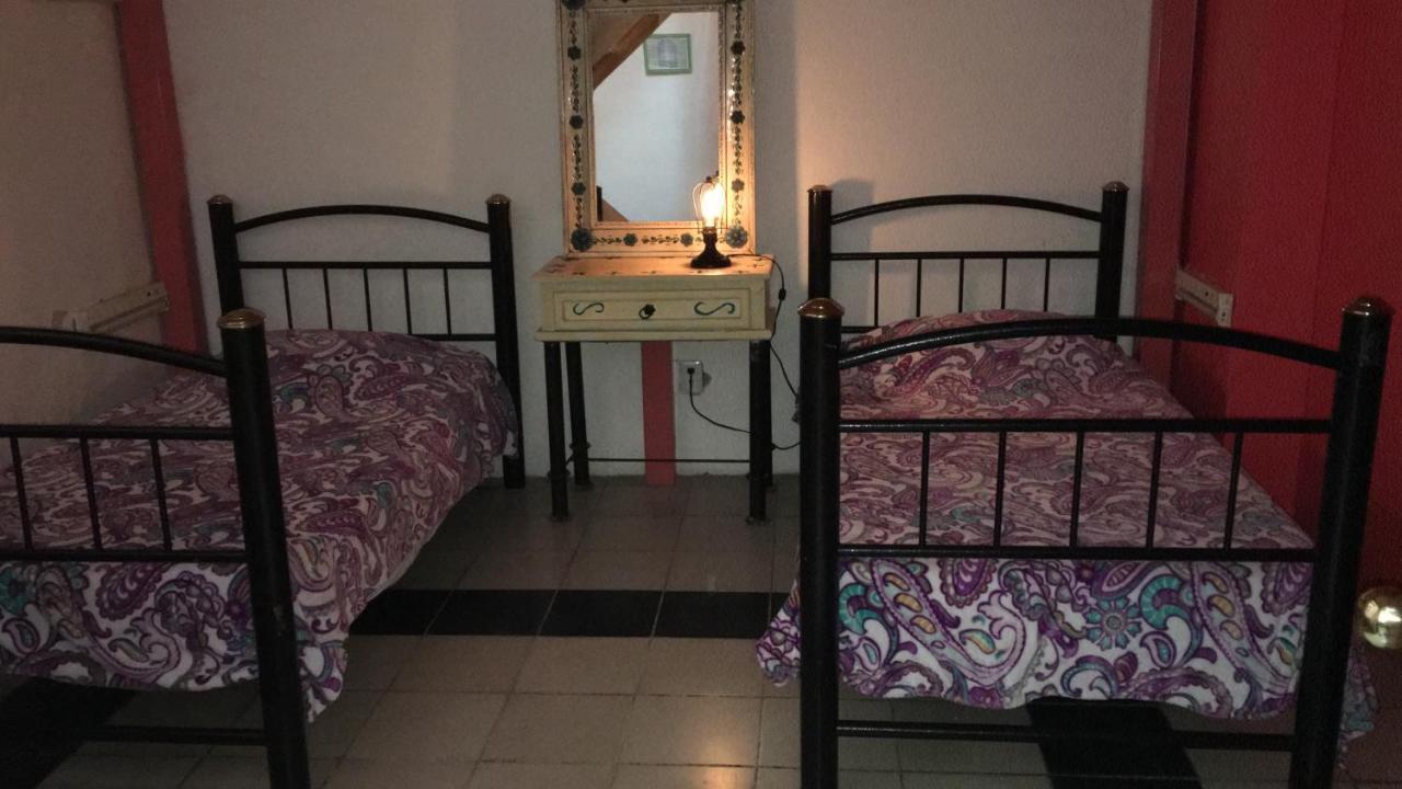 Hostal De Maria Гвадалахара Экстерьер фото