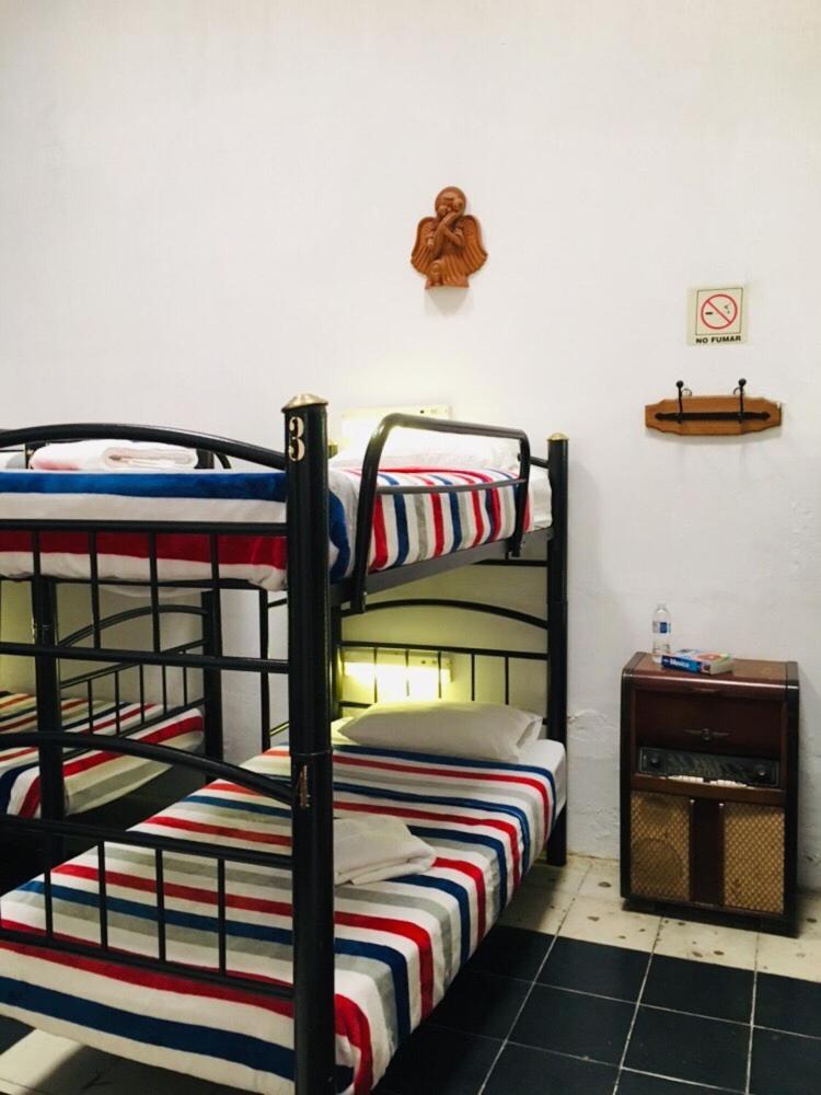 Hostal De Maria Гвадалахара Экстерьер фото